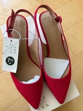 A New Day Red Slingback Kitten Heels Size 7.5 W